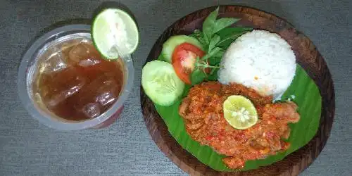 Ayam Geprek Jongor & Es Teler Bunda