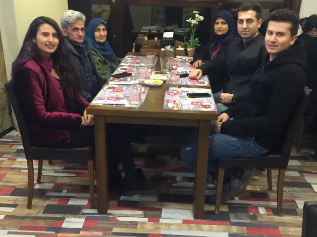 Seçil Döner Ve Izgara'nin yemek ve ambiyans fotoğrafları 2