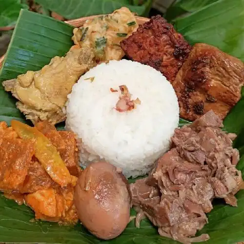 Gambar Makanan Gudeg dan Nasi Liwet Mbak Mer 4