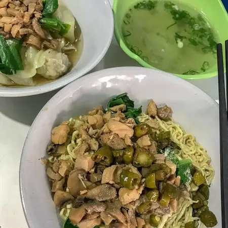 Gambar Makanan Bakmi Alip 4