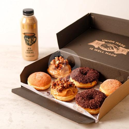 Pizza e Birra Sports Bar Central Park terdekat Restoran dan Tempat