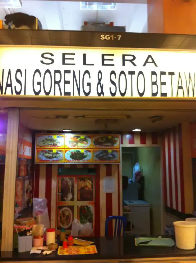 Selera Nasi Goreng dan Soto Betawi