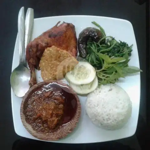 Gambar Makanan Pondok Rujak Soto Murah Meriah, Banyuwangi 2