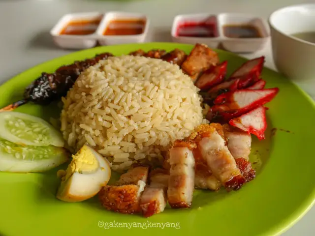 Gambar Makanan Nasi Campur Kencana 1