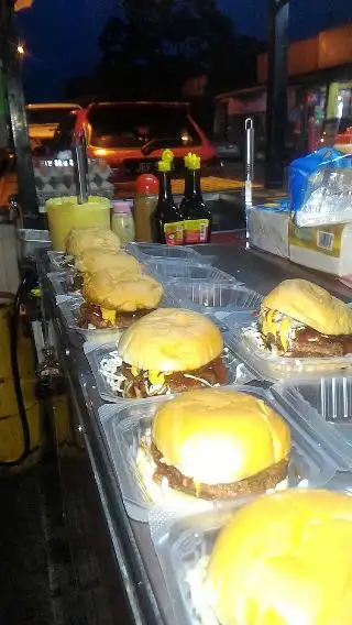 Khairi Burger Machap