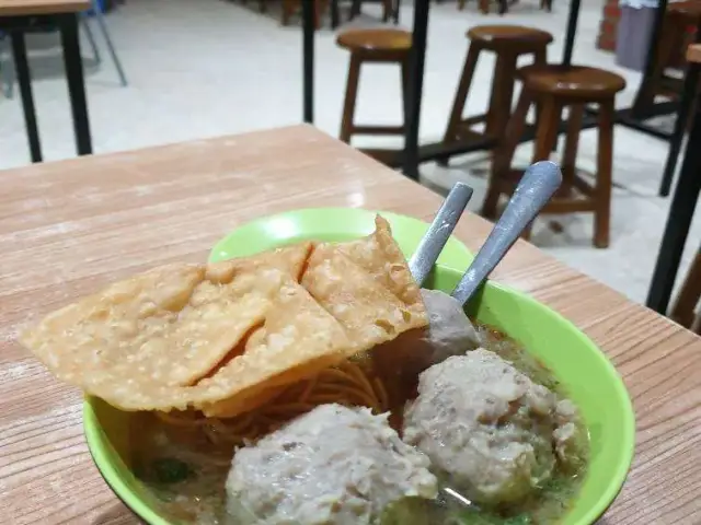 Gambar Makanan Bakso Solo Samrat 11