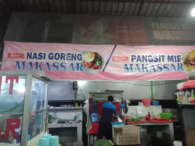 Gambar Makanan Pangsit Mie Makassar 2