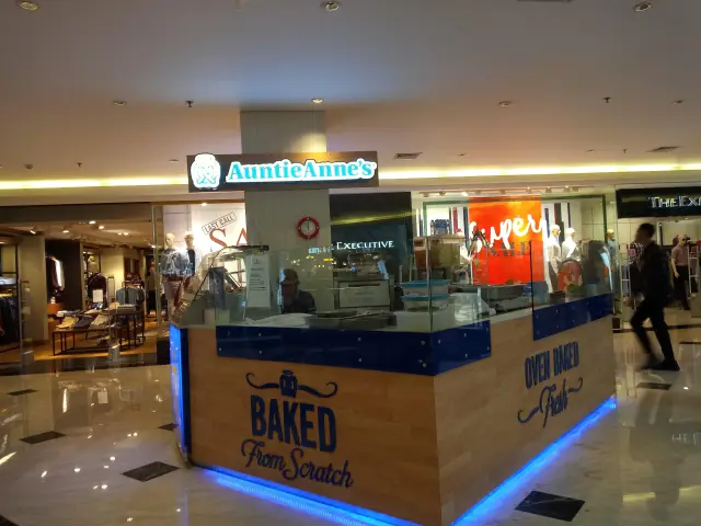 Gambar Makanan Auntie Anne's 17