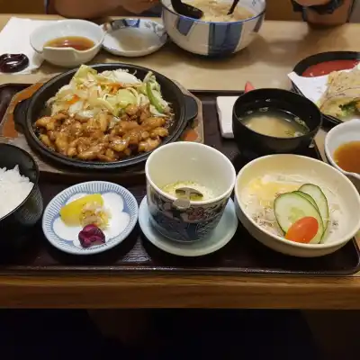 Kiku Zakura Japanese Restaurant