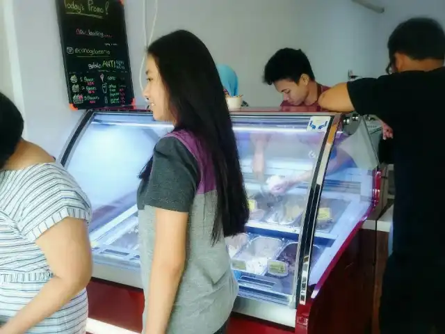 Gambar Makanan Cono Gelateria 9