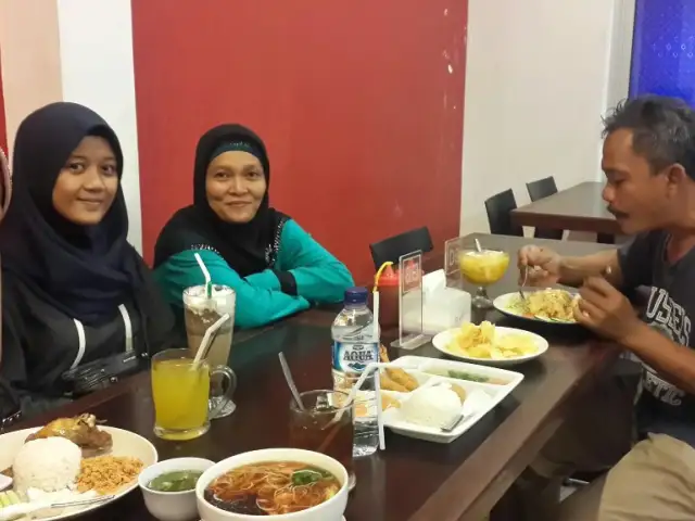 Gambar Makanan Sim Six Garden Resto 11