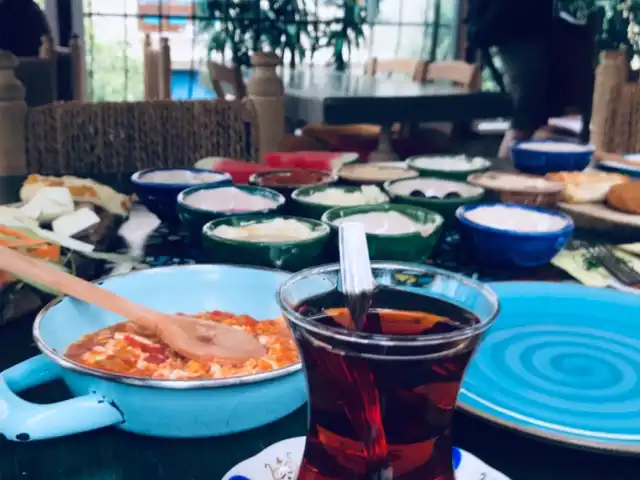 Arada Café'nin yemek ve ambiyans fotoğrafları 8