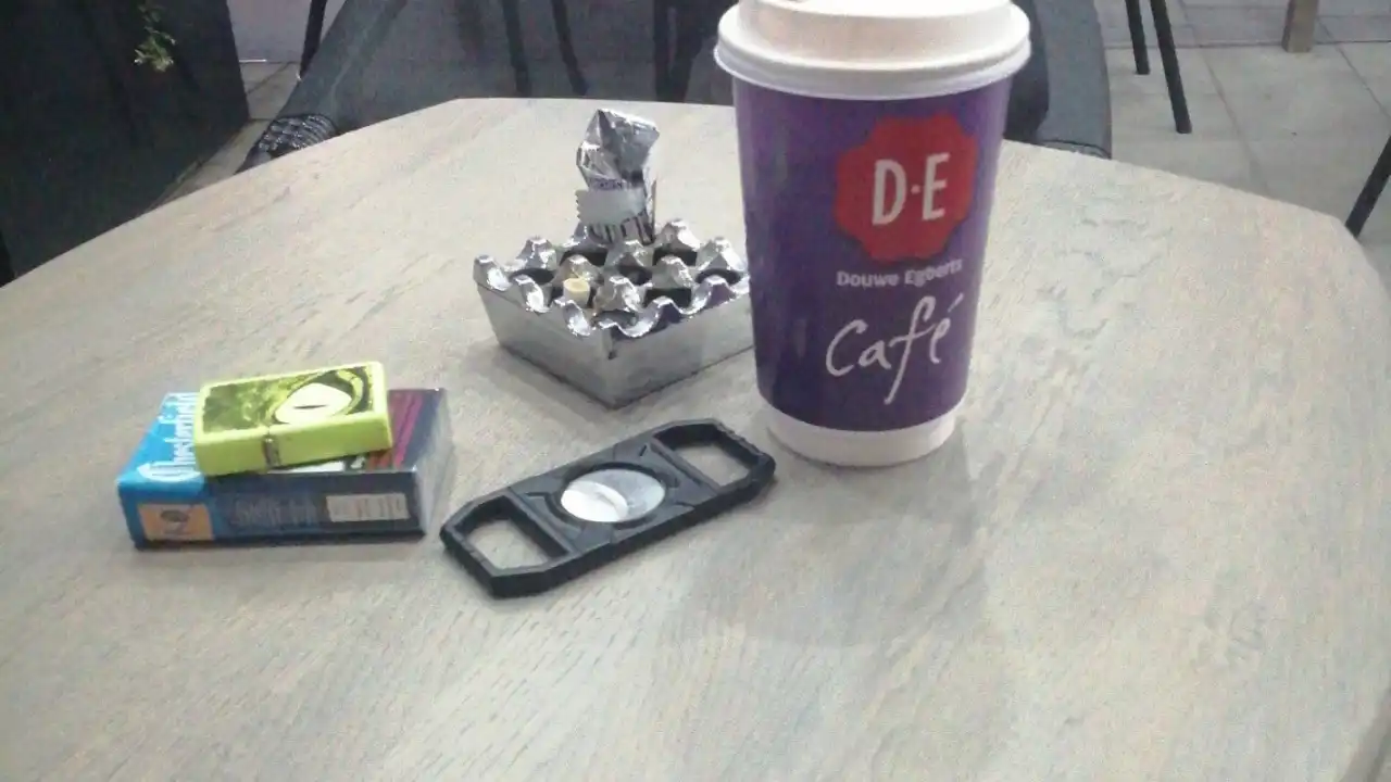 Douwe Egberts Cafe