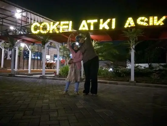 Gambar Makanan Cokelat Klasik Cafe - Sulfat 5