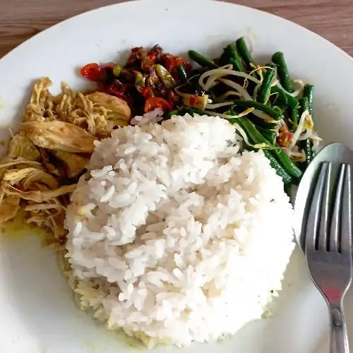 Gambar Makanan WARUNG BU AGUS, jual Nasi Ayam Campur Bumbu Bali 3