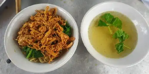 Mie Ayam Bakso Mas Endut, Vetran