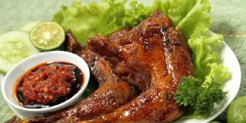 Ayam Bakar Neng Risma, Makasar