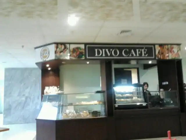 Gambar Makanan DIVO CAFE 9