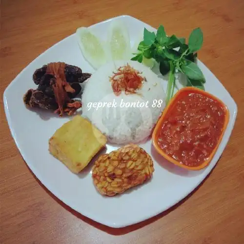 Gambar Makanan Pecel Lele Soto Ayam Dan Ayam Goreng Bontot 88, Kelapa Gading Barat 4