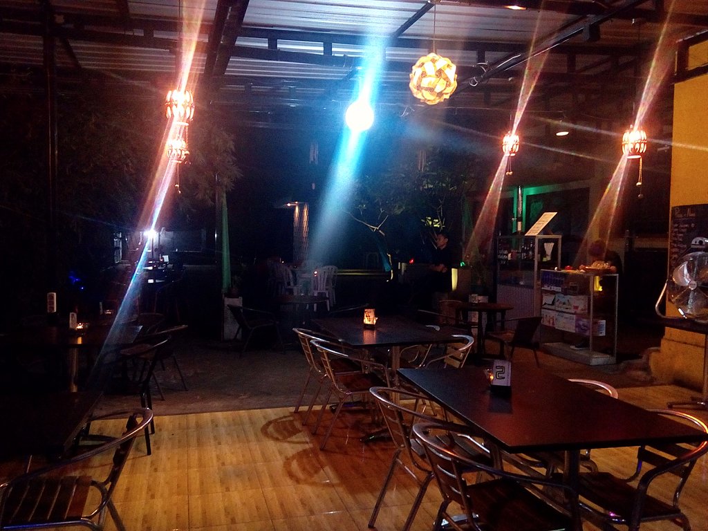 CR Cafe terdekat Restoran dan Tempat Makan Chinese Food terdekat di