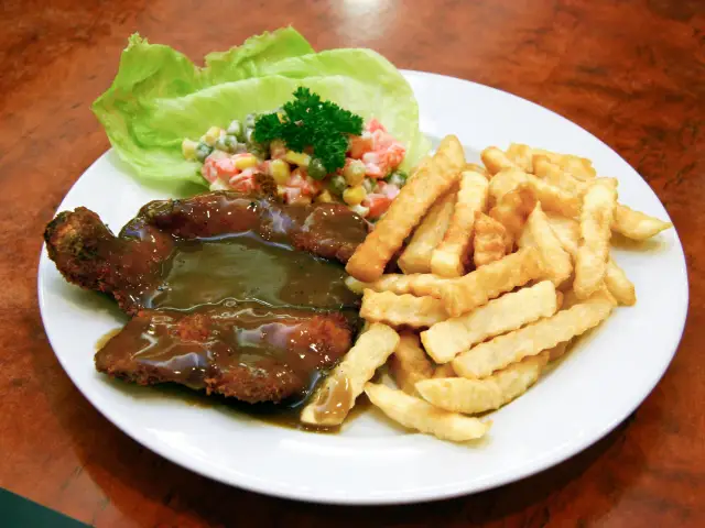 Warong Steak & Seafood