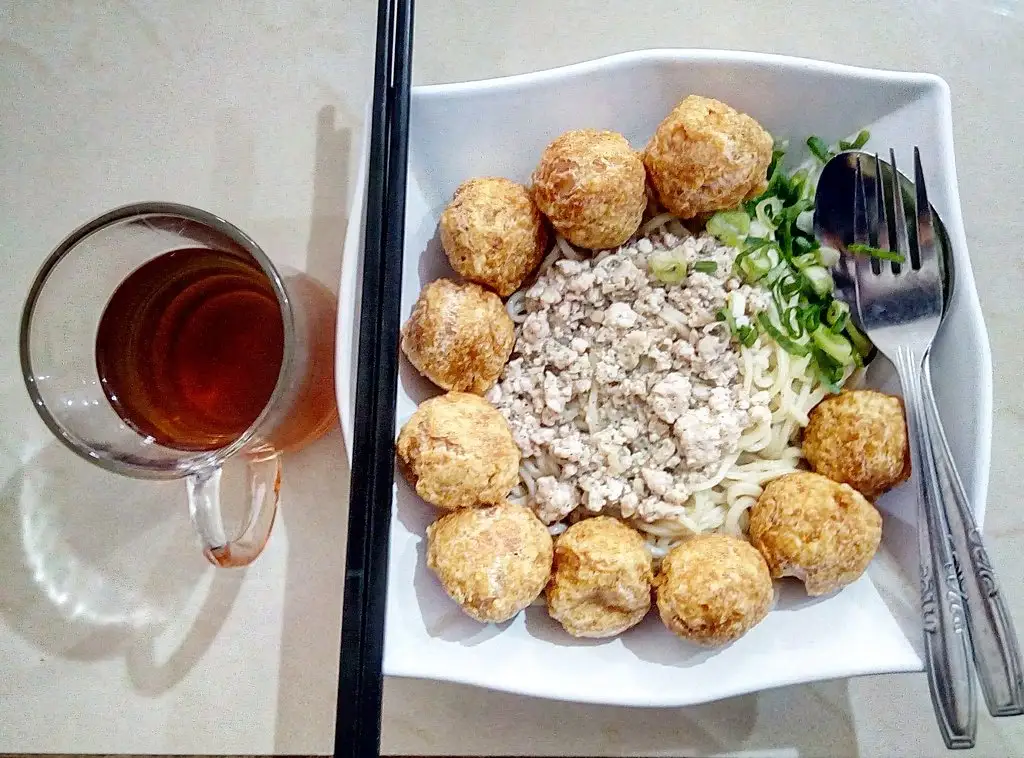 Mie Baso Burangrang