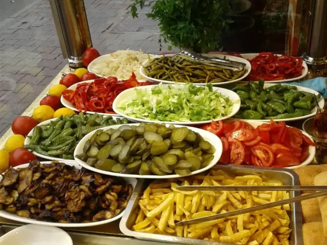 Mirzaloğlu Köfte'nin yemek ve ambiyans fotoğrafları 2