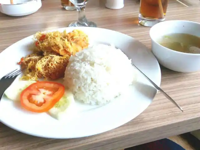 Gambar Makanan Centro Cafe 9