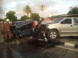 CAEN SELERA KAMPUNG DAN TOMYAM