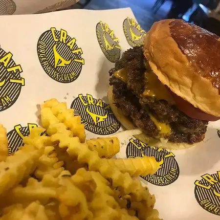 Craft Burger'nin yemek ve ambiyans fotoğrafları 16
