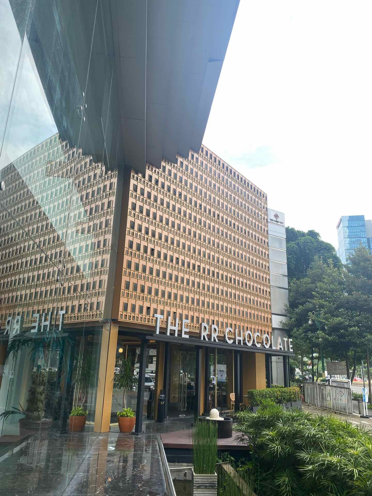 Harga menu The RR Chocolate Grand Sahid Jaya Hotel terbaru 20222023