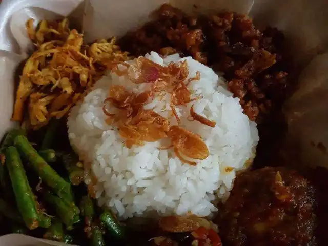 Gambar Makanan Warung Made Nasi Bali-ku 11