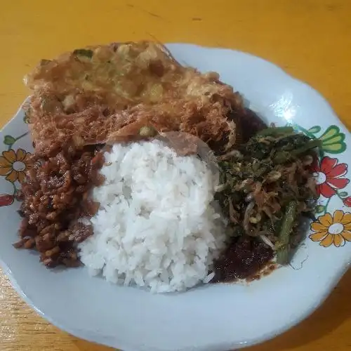 Gambar Makanan warteg GM (Guci Moga) Mba Ifung 8