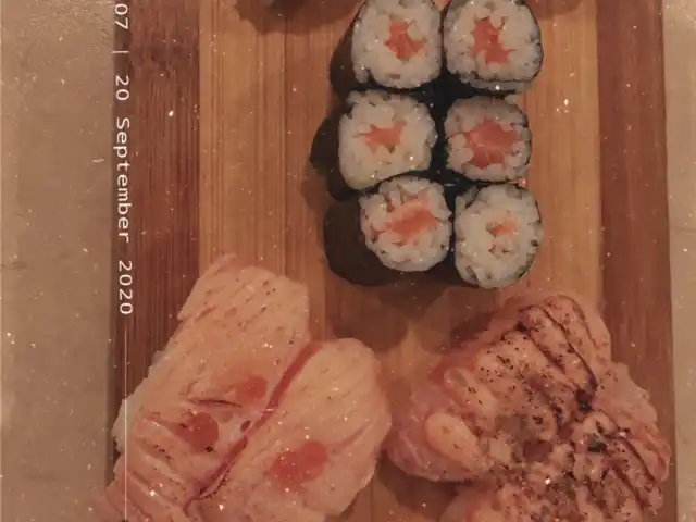 Sushi Akami Food Photo 5