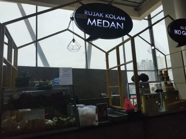 Gambar Makanan Rujak Kolam Medan 4