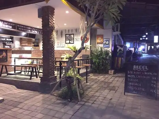 Gambar Makanan Nudel Cafe Canggu 10