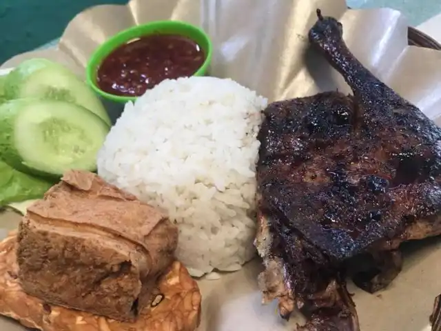 Gambar Makanan RM Bebek Cawang & Oriental Food 17