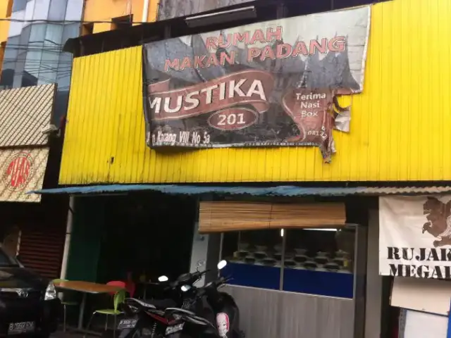 Mustika Padang