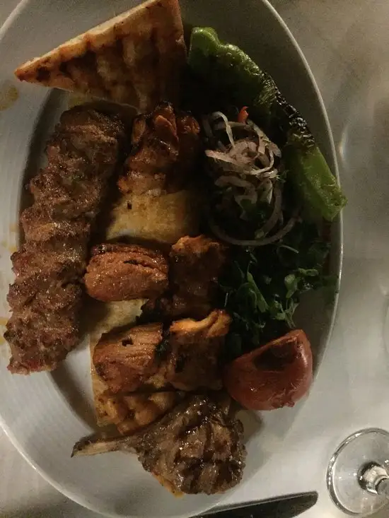 Gunaydın Kebap & Kasap Steakhouse'nin yemek ve ambiyans fotoğrafları 33