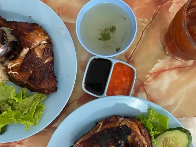 Kedai Makan Nasi Ayam KEE CHUP Food Photo 9