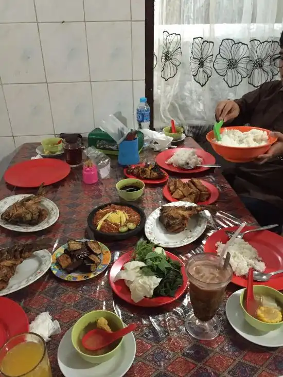 Gambar Makanan Depot Annisa 1