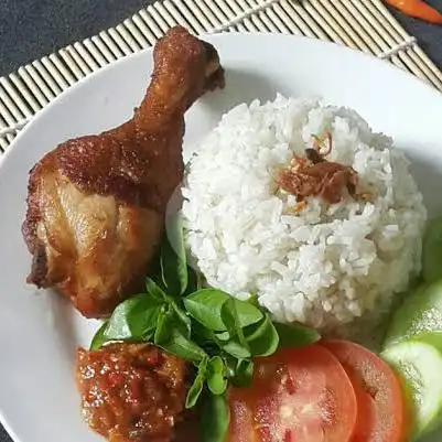 Gambar Makanan Ayam&Bebek Bisa Terbang, Gang Buntu Rt:013/02,No:49 7