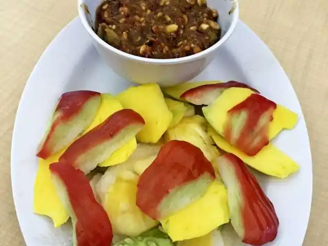 Gambar Makanan Rujak Kolam Medan 8