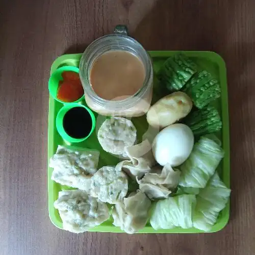 Gambar Makanan Gado-Gado Bu Aza, Blimbing 3