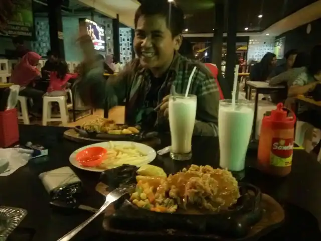 Gambar Makanan Waroeng Steak and Shake 2