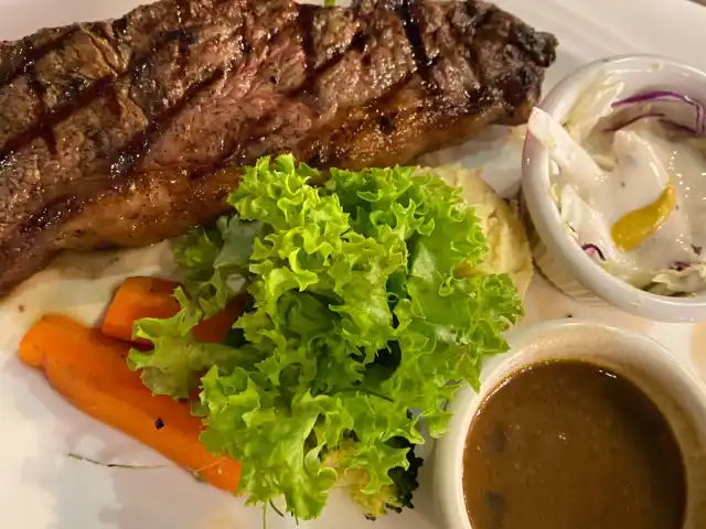 Me'nate Steak Hub Food Photo 5