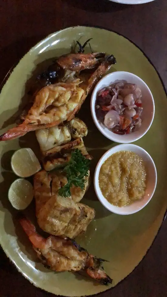 Gambar Makanan Warung Kelor Seminyak 8