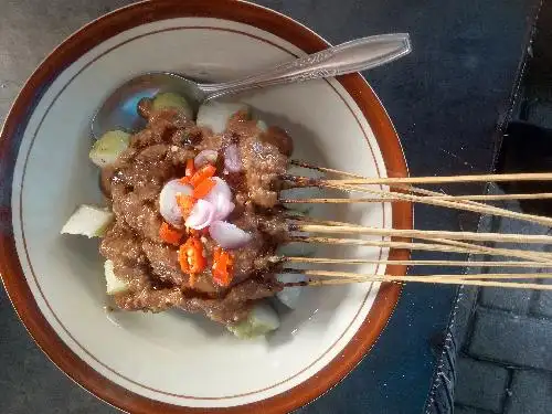 Sate Ayam Pak Lis Benowo, Alun-alun Kebumen