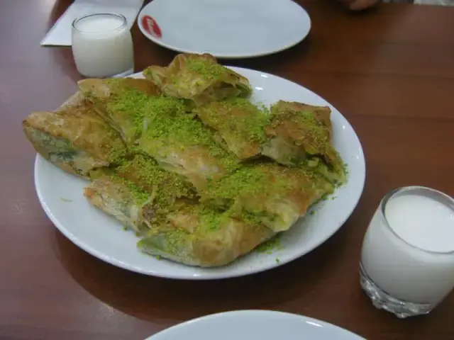 Baklavacı Gaziburma Ünal'nin yemek ve ambiyans fotoğrafları 18