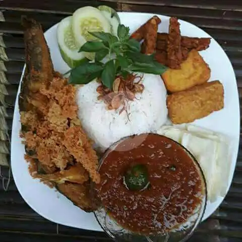 Gambar Makanan Pecel Lele Cak Gondrong 16